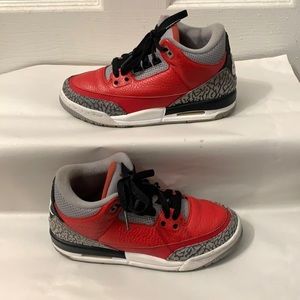 Air Jordan 3 Cement Red Sz 4Y